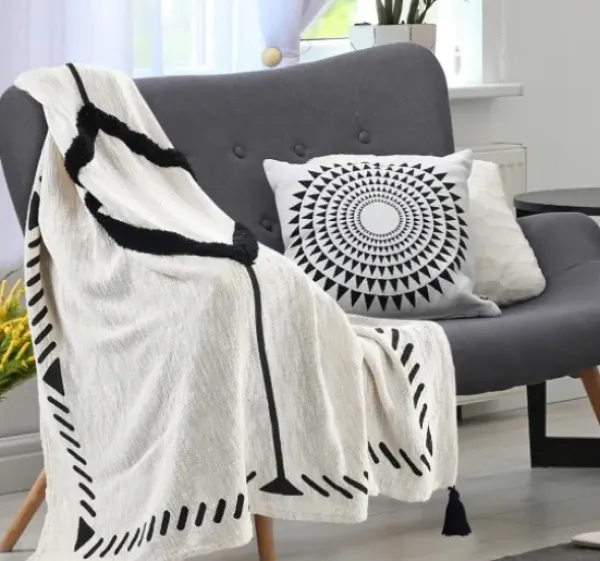 Blankets & Throws-Kirkland's Home Anna Black And White Diamond Throw White/Black