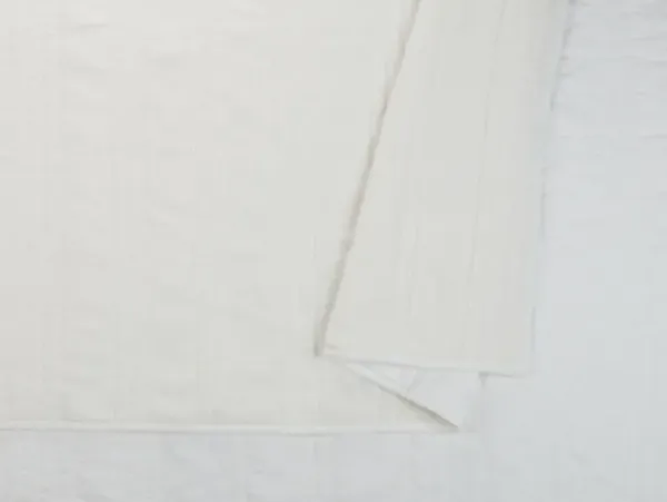Quilts-Kirkland's Home Atmosphere King Quilt White