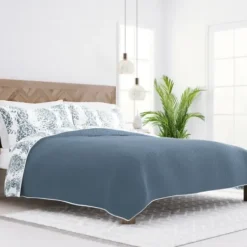Quilts-Kirkland's Home Blue Damask Reversible 3-Pc. King Quilt Set Blue/White