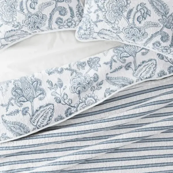 Quilts-Kirkland's Home Blue Jacobean Reversible 2-Pc. Twin Quilt Set Blue/White