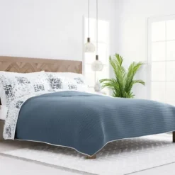 Quilts-Kirkland's Home Blue Patchwork Reversible 3-Pc. King Quilt Set Blue/White/Gray