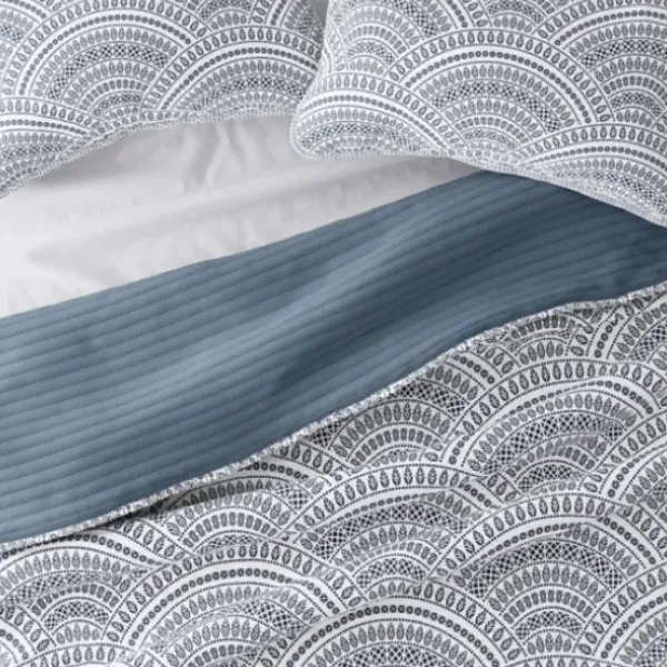 Quilts-Kirkland's Home Blue Scalloped Reversible 3-Pc. Queen Quilt Set Blue/White