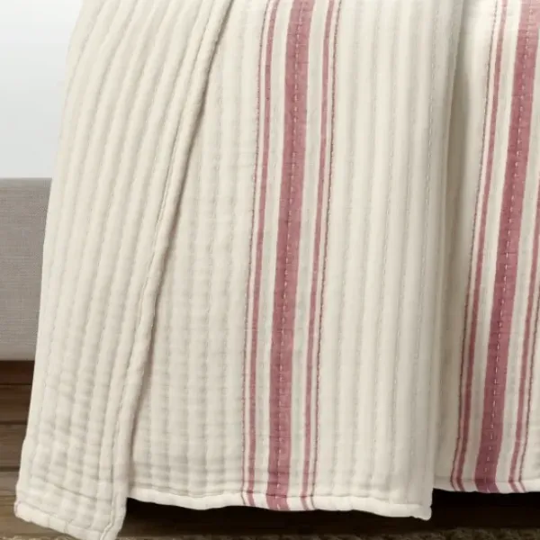 Quilts-Kirkland's Home Cherry Red Pick Stitch Stripe Queen Quilt Red/White