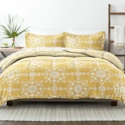 Comforters-Kirkland's Home Daisy Medallion Queen 3-Pc. Comforter Set Yellow