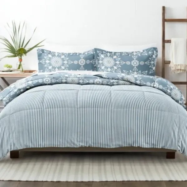 Comforters-Kirkland's Home Daisy Medallion Queen 3-Pc. Comforter Set Blue