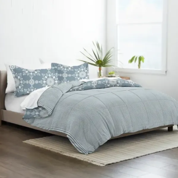 Comforters-Kirkland's Home Daisy Medallion Queen 3-Pc. Comforter Set Blue