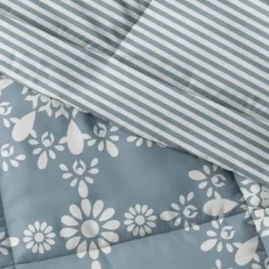 Comforters-Kirkland's Home Daisy Medallion Queen 3-Pc. Comforter Set Blue