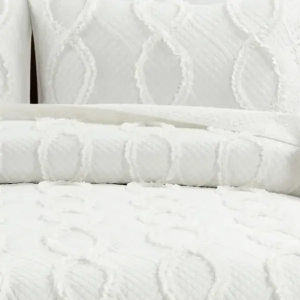 Quilts-Kirkland's Home Daisy Trellis Ruffles 3-Pc. Queen Quilt Set White