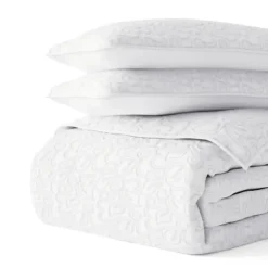 Quilts-Kirkland's Home Floral Stitch 3-Pc. King Quilt Set White