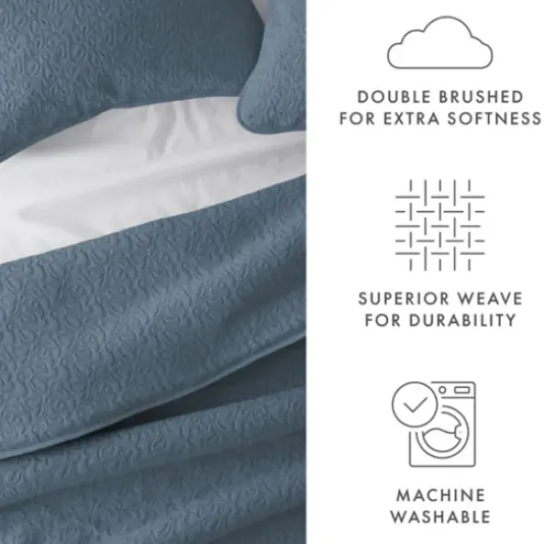 Quilts-Kirkland's Home Floral Stitch 3-Pc. Queen Quilt Set Blue