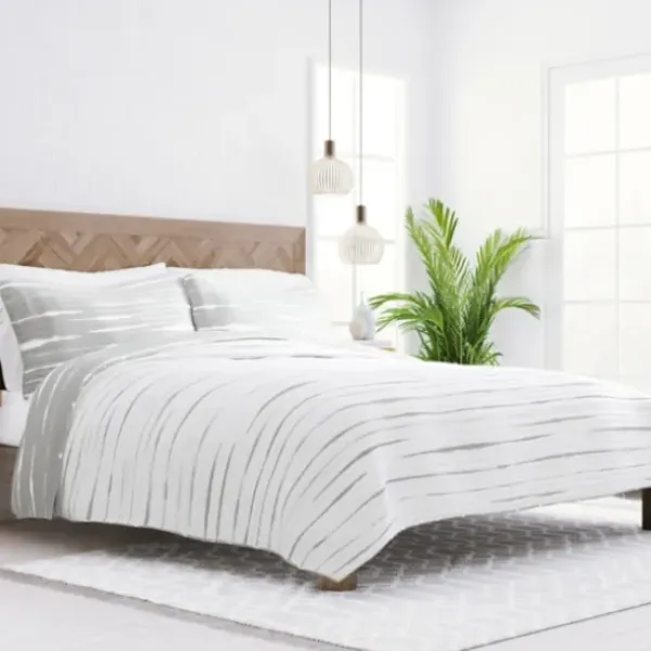 Quilts-Kirkland's Home Gray Linear Reversible 3-Pc. Queen Quilt Set Gray/White