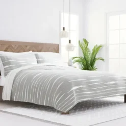 Quilts-Kirkland's Home Gray Linear Reversible 3-Pc. Queen Quilt Set Gray/White