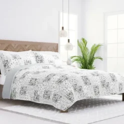 Quilts-Kirkland's Home Gray Patchwork Reversible 3-Pc. King Quilt Set Gray/White