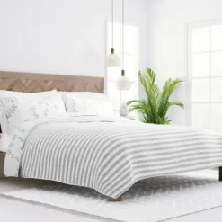 Quilts-Kirkland's Home Gray Vines Reversible 3-Pc. King Quilt Set Gray/White