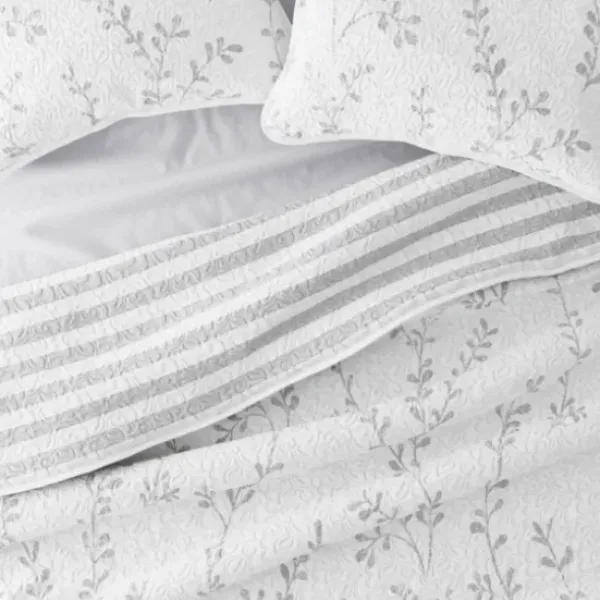 Quilts-Kirkland's Home Gray Vines Reversible 3-Pc. King Quilt Set Gray/White