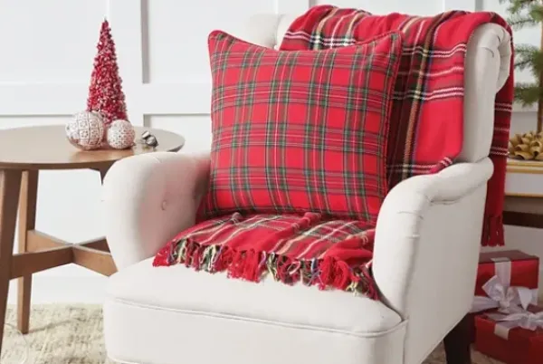 Blankets & Throws-Kirkland's Home Green Yellow Christmas Throw Blanket Red