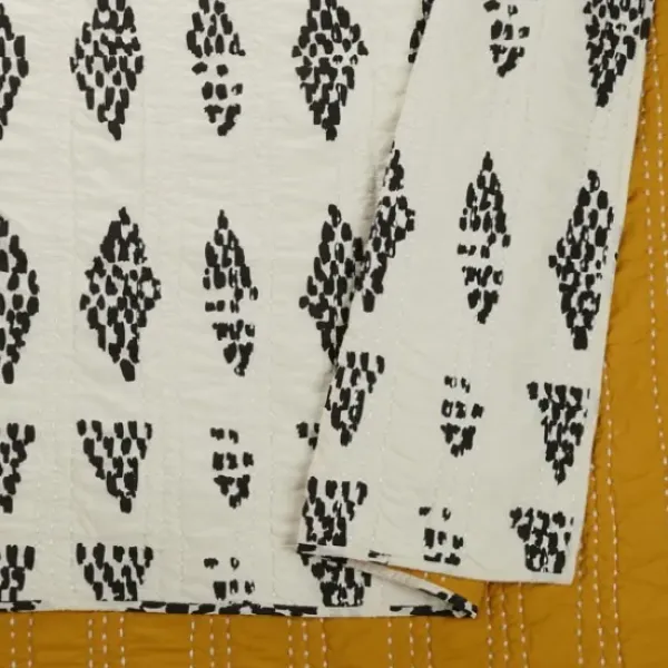 Quilts-Kirkland's Home Justina Blakeney Prosperity 2-Pc. Twin Quilt Set Black/White