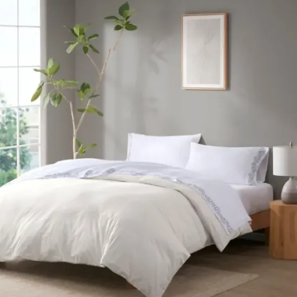 Bed Sheets-Kirkland's Home Leafy Vine Hem Microfiber 4-Pc. Full Sheet Set White/Green