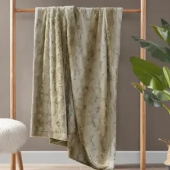 Blankets & Throws-Kirkland's Home Light Faux Fur Oversized Throw Blanket Brown