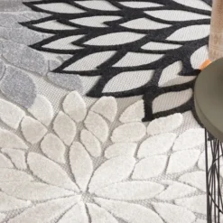 Outdoor Rugs-Kirkland's Home Navy Bright Floral Burst Outdoor Area Rug, 7X10 Blue/White/Tan