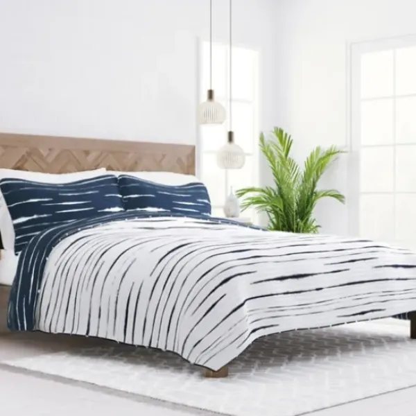 Quilts-Kirkland's Home Navy Linear Reversible 2-Pc. Twin Quilt Set Blue/White