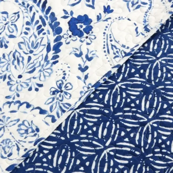 Quilts-Kirkland's Home Navy Paisley 3-Pc. Full/Queen Reversible Quilt Set Blue