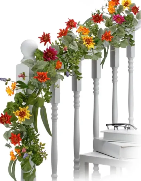 Arrangements & Greenery-Kirkland's Home Summer Shasta Daisy Garland Multi/Green