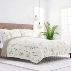 Quilts-Kirkland's Home Watercolor Leaves Reversible 3-Pc. Queen Quilt Set White/Green/Tan