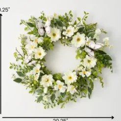 Stems & Bouquets-Kirkland's Home White Dahlia Butterfly Wreath White/Green